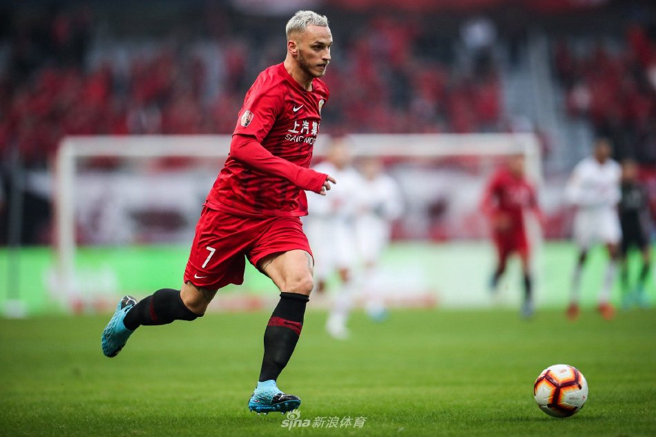 00万英镑 00万英镑